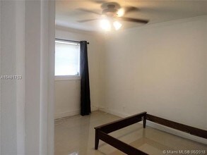 1830 Cleveland St-Unit -8 in Hollywood, FL - Building Photo - Building Photo