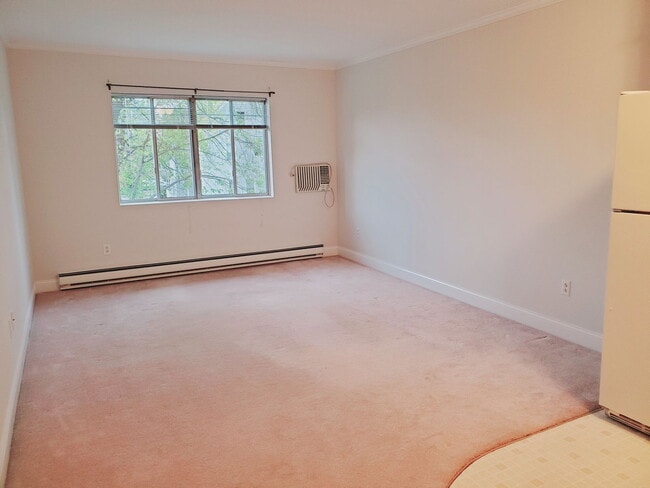 27 Oak St in Stamford, CT - Building Photo - Building Photo