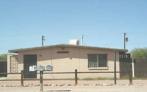 639-643 E Lee St in Tucson, AZ - Foto de edificio - Building Photo