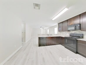 9922 Orchid Spring Ln in Houston, TX - Building Photo - Building Photo