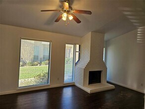 12625 Memorial Dr in Houston, TX - Building Photo - Building Photo