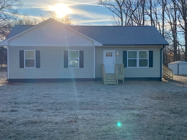 876 Whites Farm Rd in Statesville, NC - Building Photo