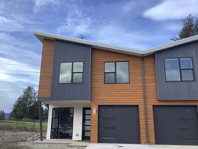 property at 1500 Myers Ln