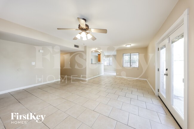 9044 N 52nd Dr in Glendale, AZ - Building Photo - Building Photo