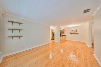 2314 S Clewis Ct in Tampa, FL - Building Photo - Building Photo