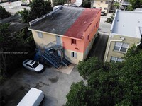 229 NW 10th Ave in Miami, FL - Building Photo - Building Photo