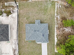 1076 Gunby Ave S in Lehigh Acres, FL - Building Photo - Building Photo