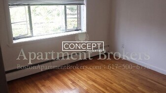 50 Evergreen St, Unit 32 in Boston, MA - Building Photo