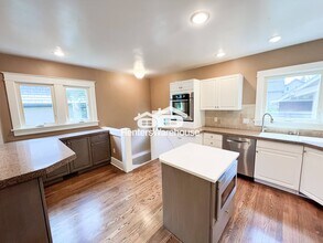 427 S Race St in Denver, CO - Building Photo - Building Photo