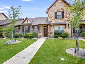 3312 Airborne Ave in College Station, TX - Building Photo - Building Photo