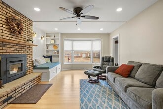 310 Yosemite Trail in Madison, WI - Building Photo - Building Photo