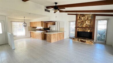 10548 86th Ave N in Seminole, FL - Building Photo - Building Photo