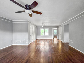 6620 Eastridge Dr in Dallas, TX - Building Photo - Building Photo