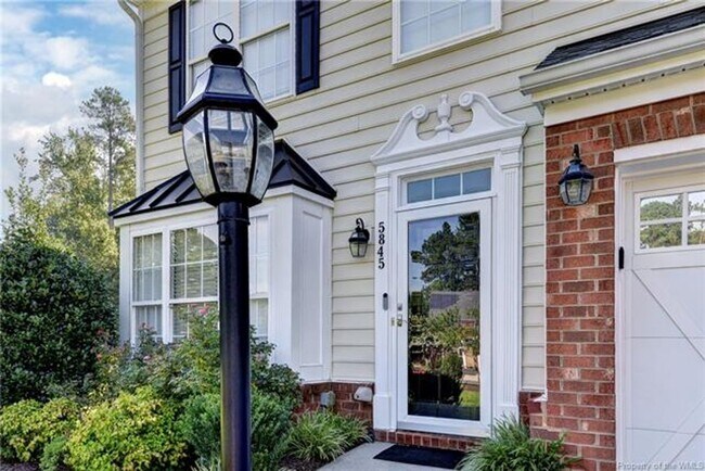 5845 Nandina Cir in Providence Forge, VA - Building Photo - Building Photo