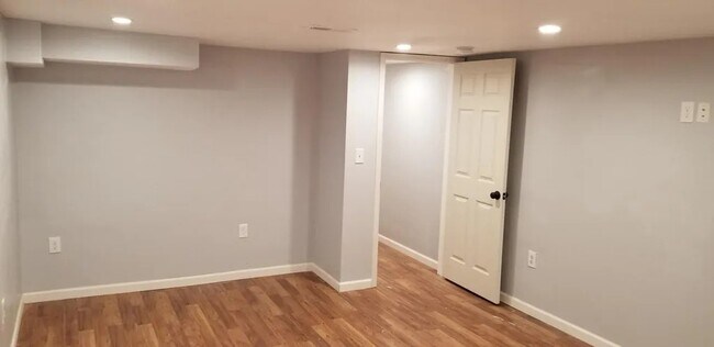 2635 N Calvert St in Baltimore, MD - Foto de edificio - Building Photo