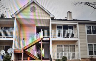 2106 Doolittle Dr in Bridgewater, NJ - Building Photo