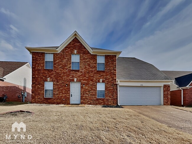 property at 3806 Sungrove Cir E