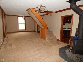 1402 S Franklin Rd in Greenwood, IN - Building Photo - Building Photo