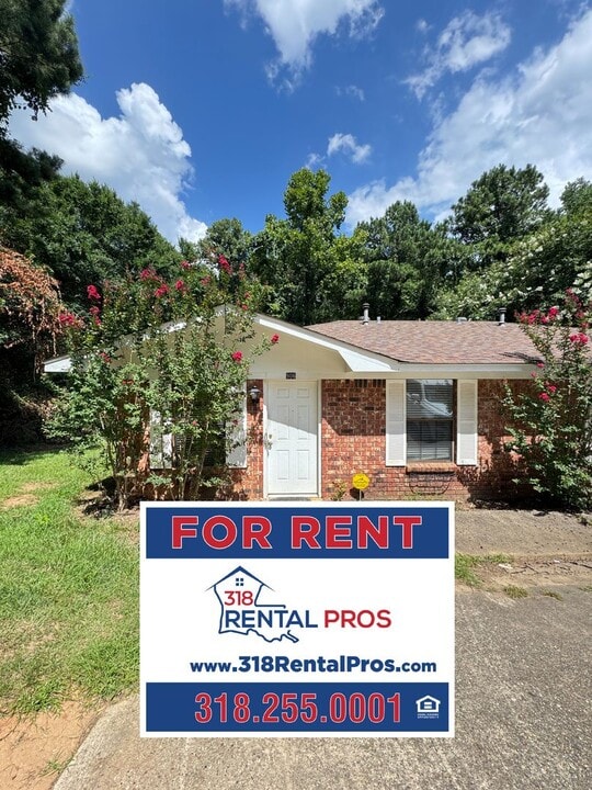 904-906 Sybil Dr in Ruston, LA - Building Photo