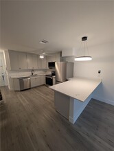15385 S Dixie Hwy in Palmetto Bay, FL - Building Photo - Building Photo