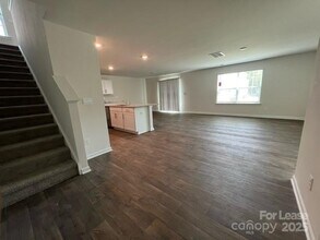 2118 Allium Dr in Charlotte, NC - Building Photo - Building Photo