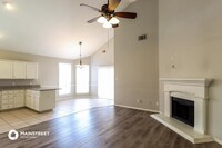 10621 Big Oak Dr in Fort Worth, TX - Building Photo - Building Photo