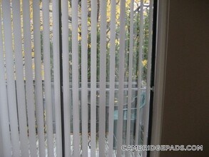 61 6th St, Unit A in Cambridge, MA - Building Photo - Building Photo