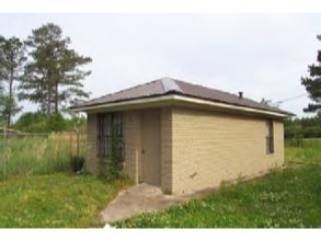 108 Martin Luther King Ave in Nettleton, MS - Building Photo - Other