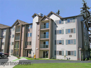 Creston Point in Seattle, WA - Foto de edificio - Building Photo