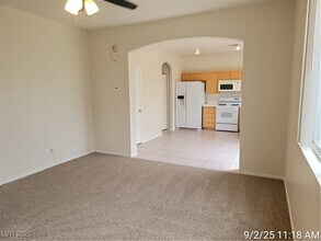 1033 Sweeping Ivy Ct in Las Vegas, NV - Building Photo - Building Photo