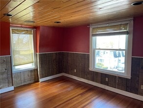 51 Summer St, Unit 0904 in Westerly, RI - Building Photo - Building Photo
