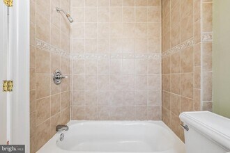 1730 Pine St in Philadelphia, PA - Building Photo - Building Photo