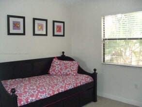 10532 SW 112th Ave in Miami, FL - Building Photo - Building Photo