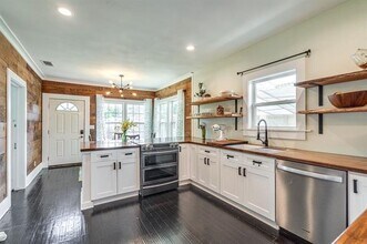 2706 Bomar Ave in Fort Worth, TX - Building Photo - Building Photo