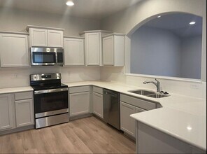 4039 Meron Pt in Colorado Springs, CO - Building Photo - Building Photo