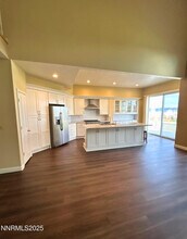 6190 Carriage House Way in Reno, NV - Building Photo - Building Photo