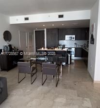 88 SW 7th St, Unit # 3307 in Miami, FL - Foto de edificio