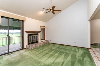 72 Woodbridge Dr in Colorado Springs, CO - Building Photo - Building Photo