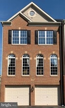 5325 Cupids Dart Dr in Centreville, VA - Building Photo - Building Photo