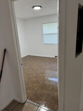 4356 Maine St in Lake Worth Beach, FL - Building Photo - Building Photo
