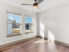 3104 Bethany Ln in Texarkana, TX - Foto de edificio - Building Photo