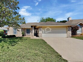 3705 Staghorn Cir N in Fort Worth, TX - Building Photo
