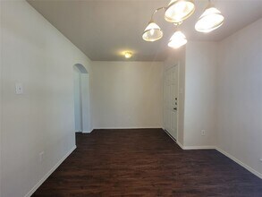 2410 Lakecrest Village Ct in Katy, TX - Foto de edificio - Building Photo