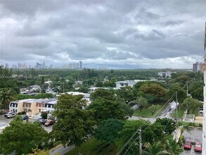 2020 NE 135th St in North Miami, FL - Building Photo - Building Photo