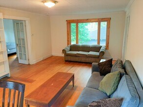 123 Columbia St in Ithaca, NY - Building Photo - Building Photo