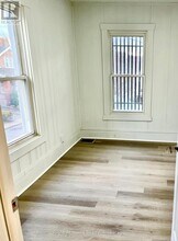 275 Main St W in Hamilton, ON - Building Photo - Building Photo