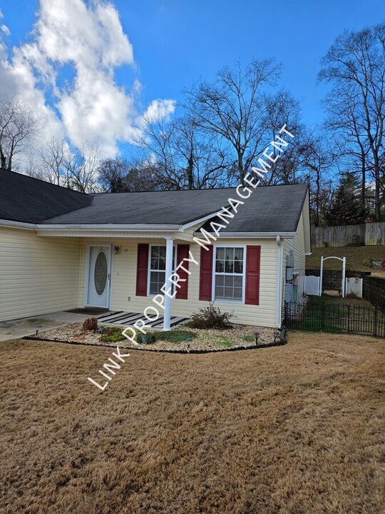 21 Sheila Gail Ln in Rossville, GA - Building Photo