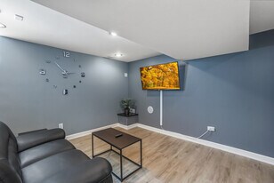 5305 N Harlem Ave in Chicago, IL - Building Photo