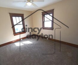 1654 Suman Ave in Dayton, OH - Building Photo - Building Photo