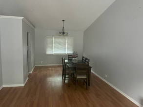 1183 Foxboro Ln in Bartlett, IL - Building Photo - Building Photo